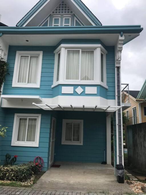 3 Bedrooms 3 Baths Victorian Style Townhouse Fully Furnished Batangas Eksteriør bilde