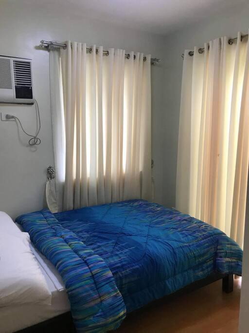 3 Bedrooms 3 Baths Victorian Style Townhouse Fully Furnished Batangas Eksteriør bilde