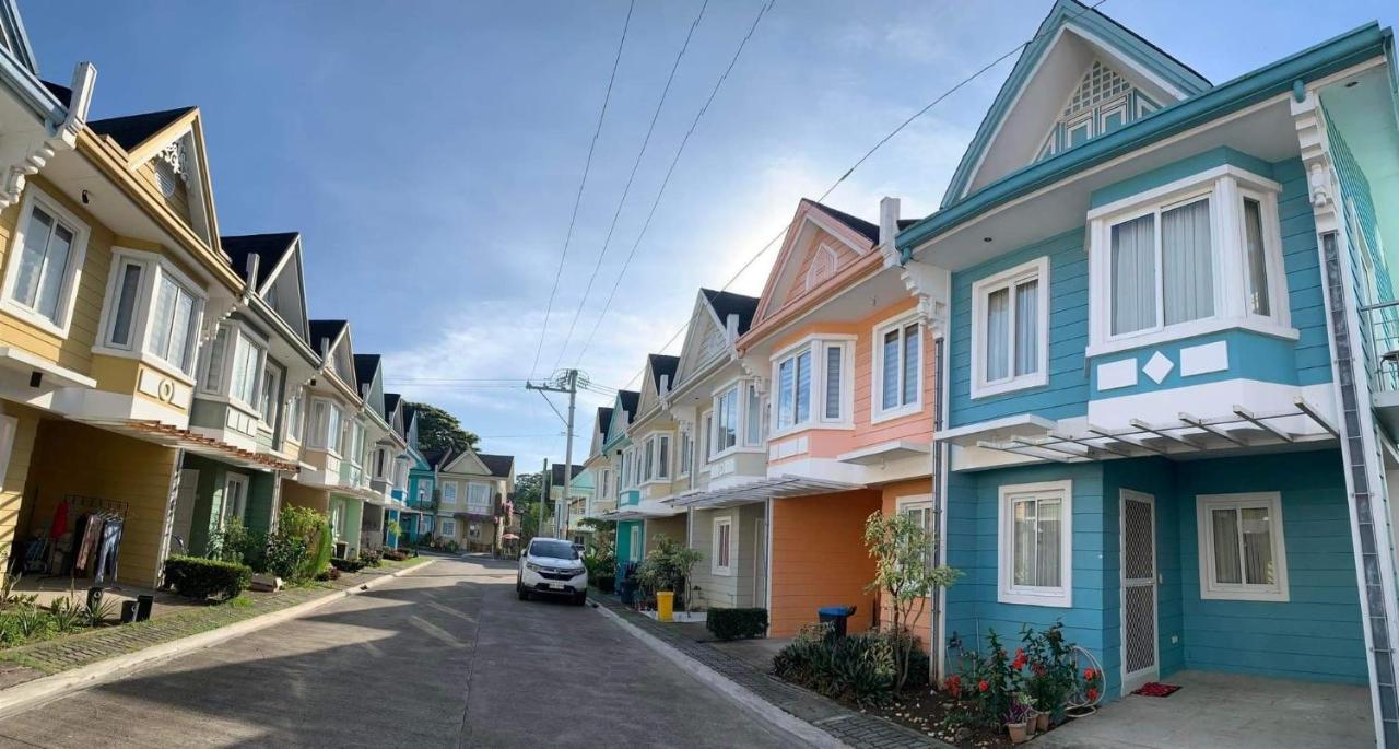 3 Bedrooms 3 Baths Victorian Style Townhouse Fully Furnished Batangas Eksteriør bilde